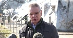 Pożar hal produkcyjnych na Pomorzu. Wójt: pracownicy bez środków do życia