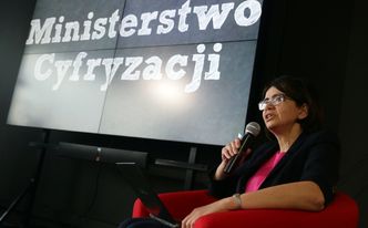 Minister Streżyńska: 3 mld zł na internet, wiele cyfrowych udogodnień