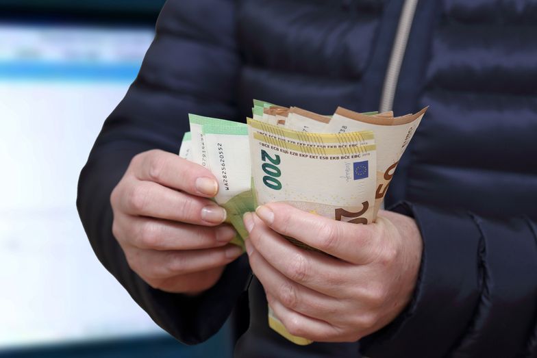 Puchną pensje europejskich bankierów. Polskich też. Już ośmiu z nich zarabia powyżej miliona euro