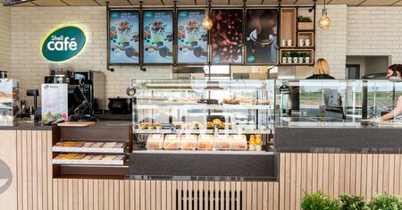 Kawa na trasie jak w kawiarni. Poznałem założenia nowej marki Shell Cafe i wygląda to obiecująco