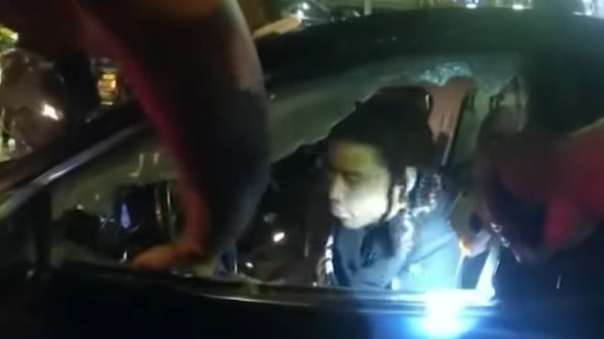 Policjanci potraktowali studenta paralizatorem.