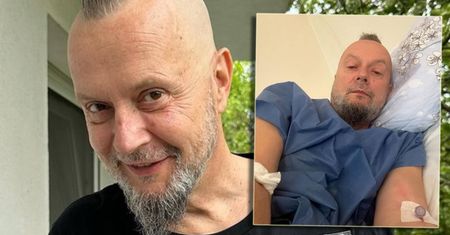 Krzysztof "Grabaż" Grabowski trafił do szpitala. Znany muzyk musiał przejść operację