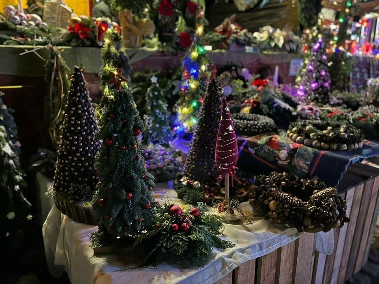 Mikołajki i Jarmark Świąteczny w Suchedniowie