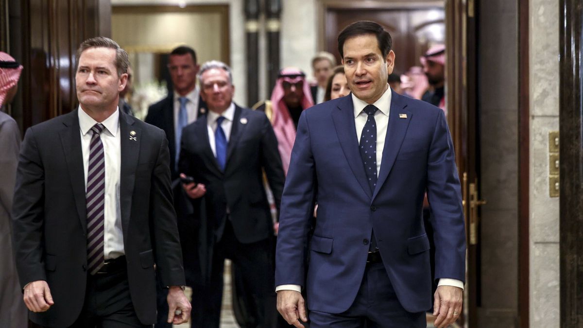 Temporary
U.S. Secretary of State Marco Rubio, U.S. National Security Advisor Mike Waltz and U.S. Middle East envoy Steve Witkoff walk to an interview after meeting with Russian Foreign Minister Sergei Lavrov and Russian President Vladimir Putin's foreign policy advisor Yuri Ushakov, at Diriyah Palace, in Riyadh, Saudi Arabia, Tuesday, Feb. 18, 2025. (Evelyn Hockstein/Pool Photo via AP)
Evelyn Hockstein