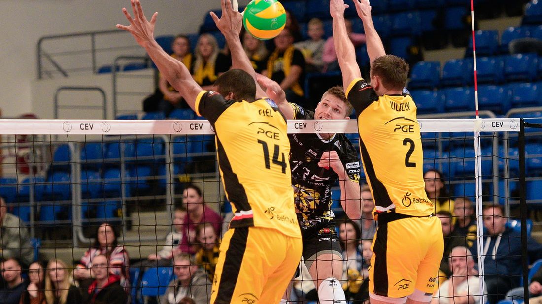 WP SportoweFakty / Paweł Piotrowski / Na zdjęciu: David Fiel i Mariusz Wlazły (w bloku)