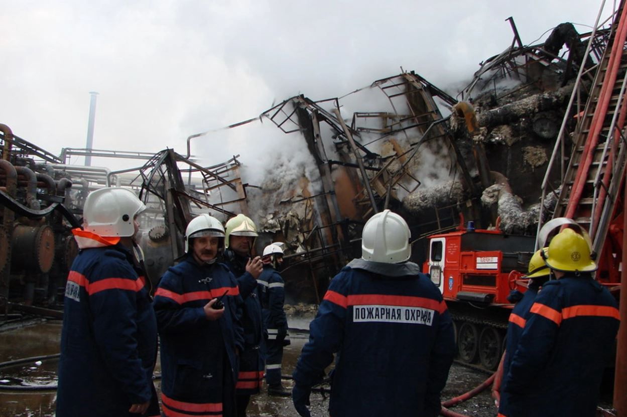 Firefighters were putting out a refinery fire in Wołgograd for a few hours.