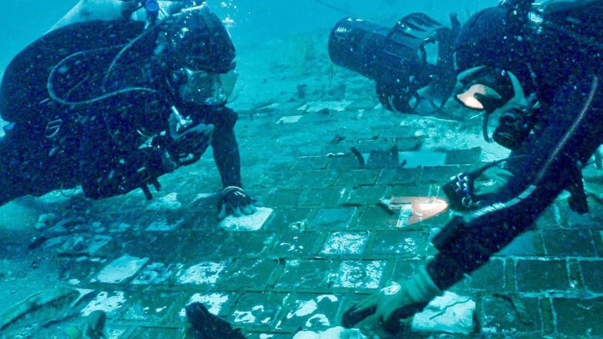 Nie spodziewali się, że odnajdą szczątki wahadłowca. Kręcili program o II wojnie światowej