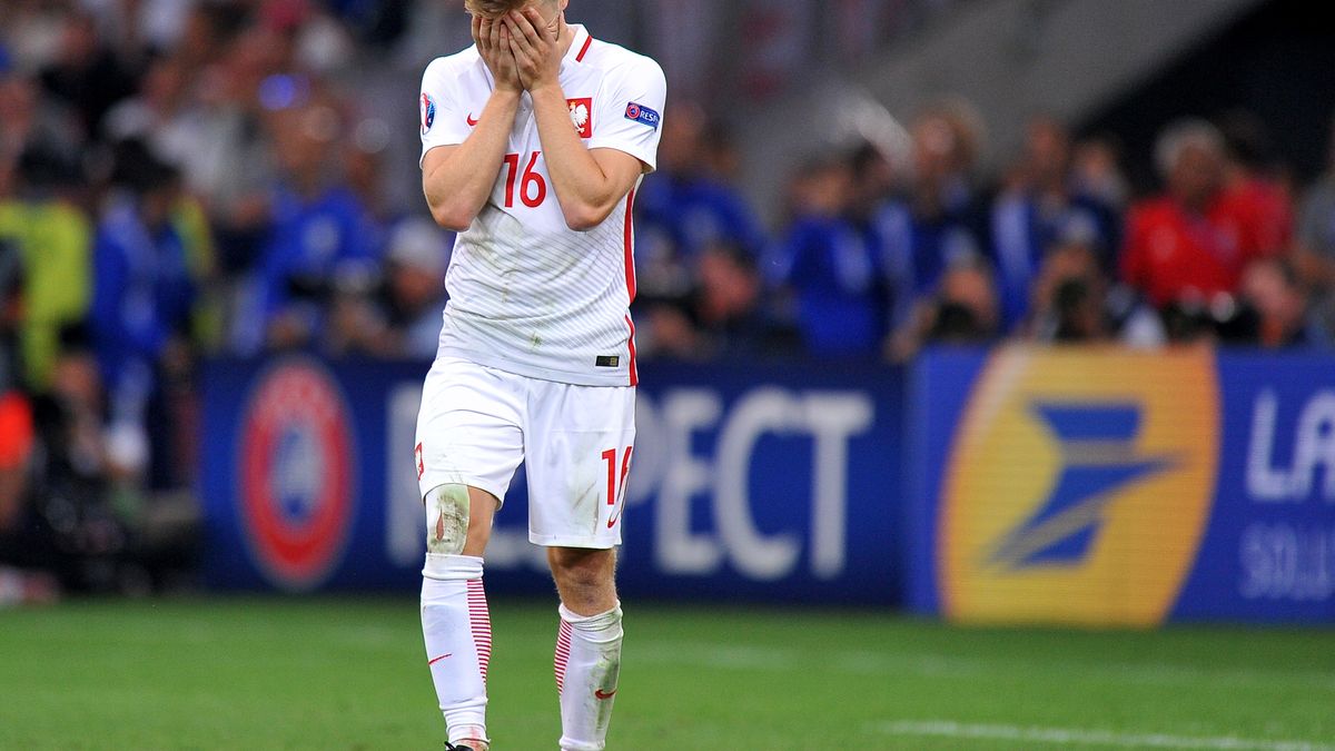 Jakub Błaszczykowski po zmarnowaniu rzutu karnego w meczu Euro 2016 z Portugalią