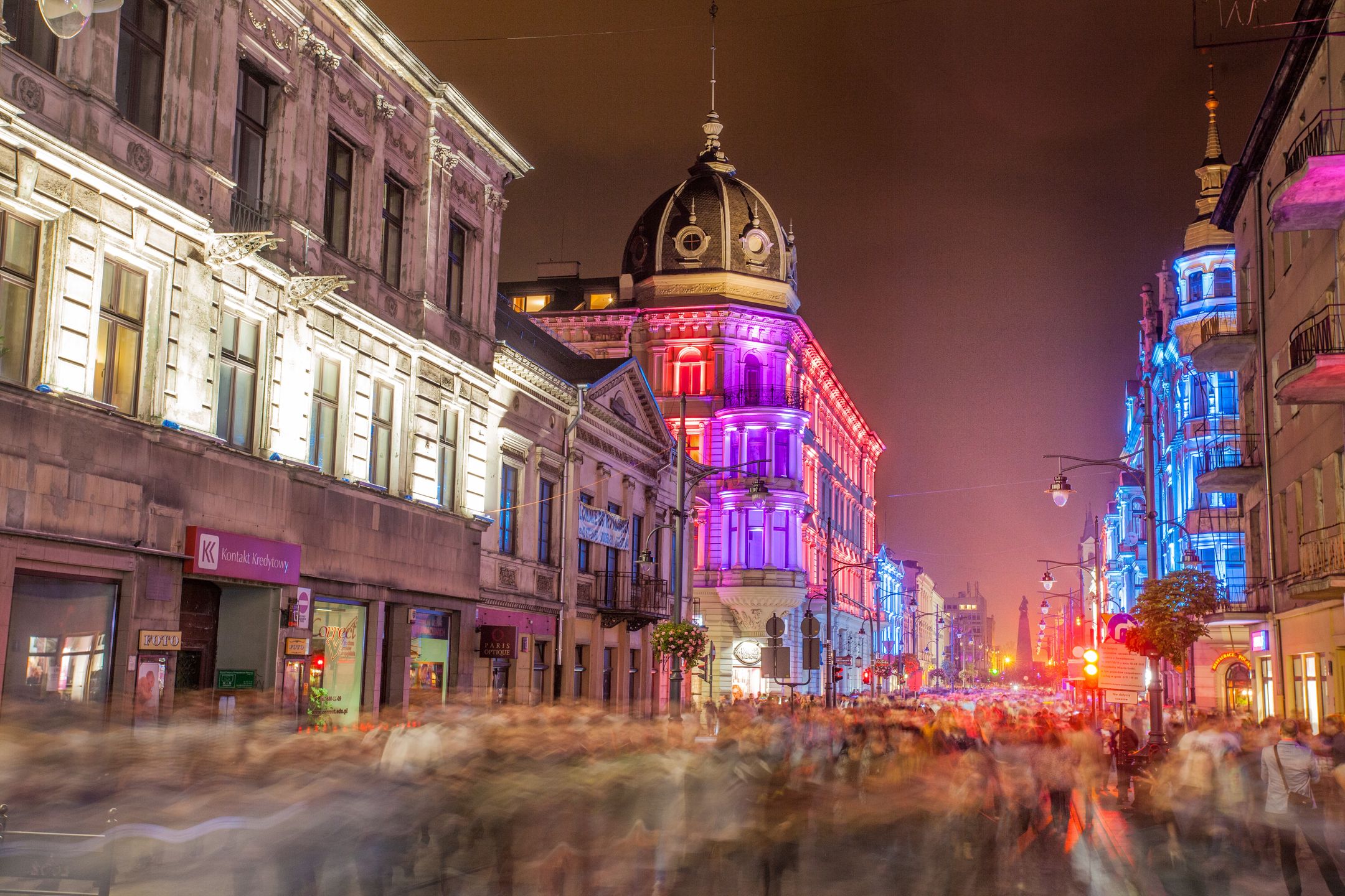 architektura, noc, gród, budowa, ulica, stary, dom, europa, miasteczko, house of god, miejski, historyczne, podróż, kwadrat, punkt orientacyjny, wieza, niebo, droga, aula, katedra, historia, piotrkowska, light, festival, flow, motion, ruch