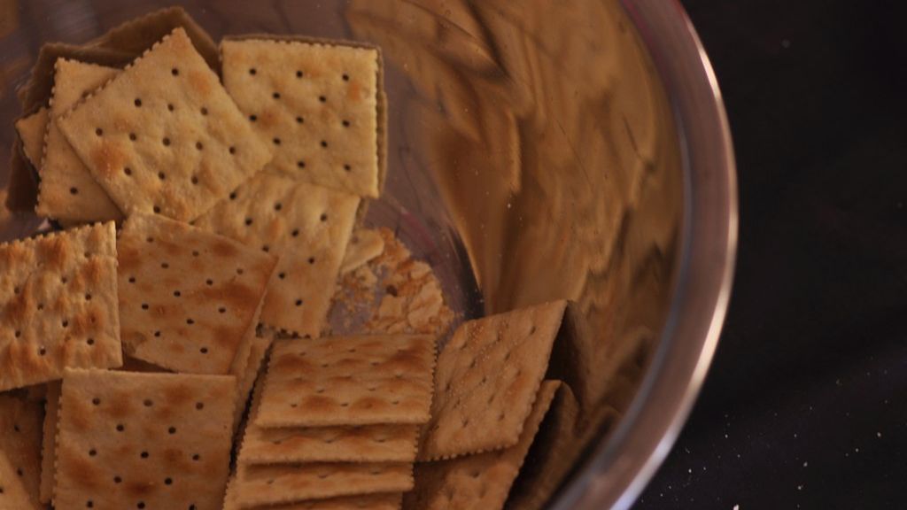 Krakersy solone bez zawartości tłuszczu i o obniżonej zawartości sodu