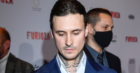 Mateusz Damięcki stracił dziadka. Zaraził się od niego koronawirusem