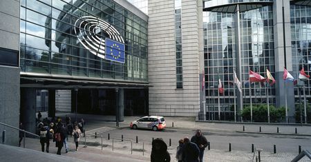 Unia Europejska reaguje na działanie Chin. Odpowiedź "będzie zdecydowana"