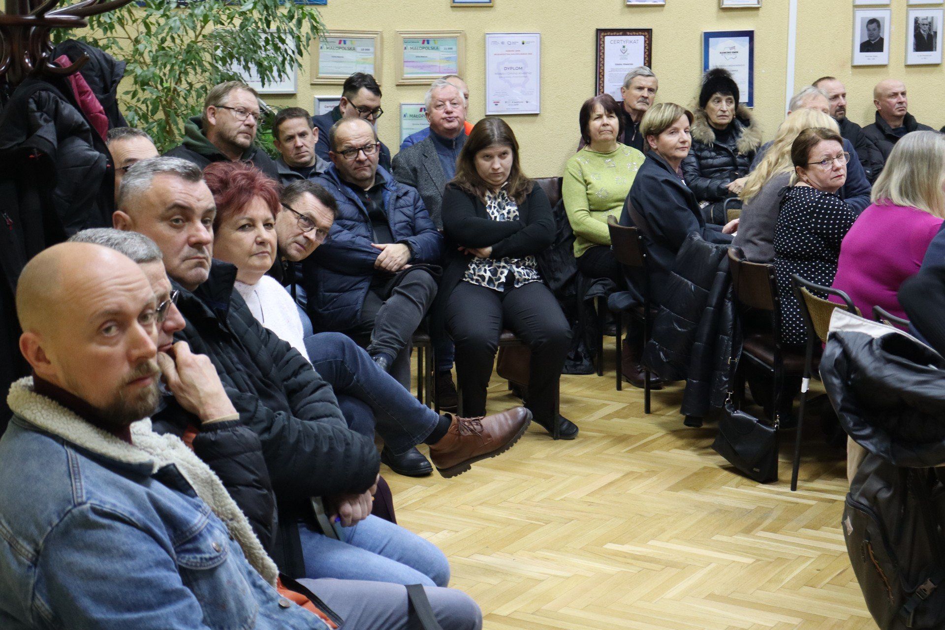 Mieszkańcy Grojca debatowali nad przyszłością wsi i budową centrum logistycznego przy A4