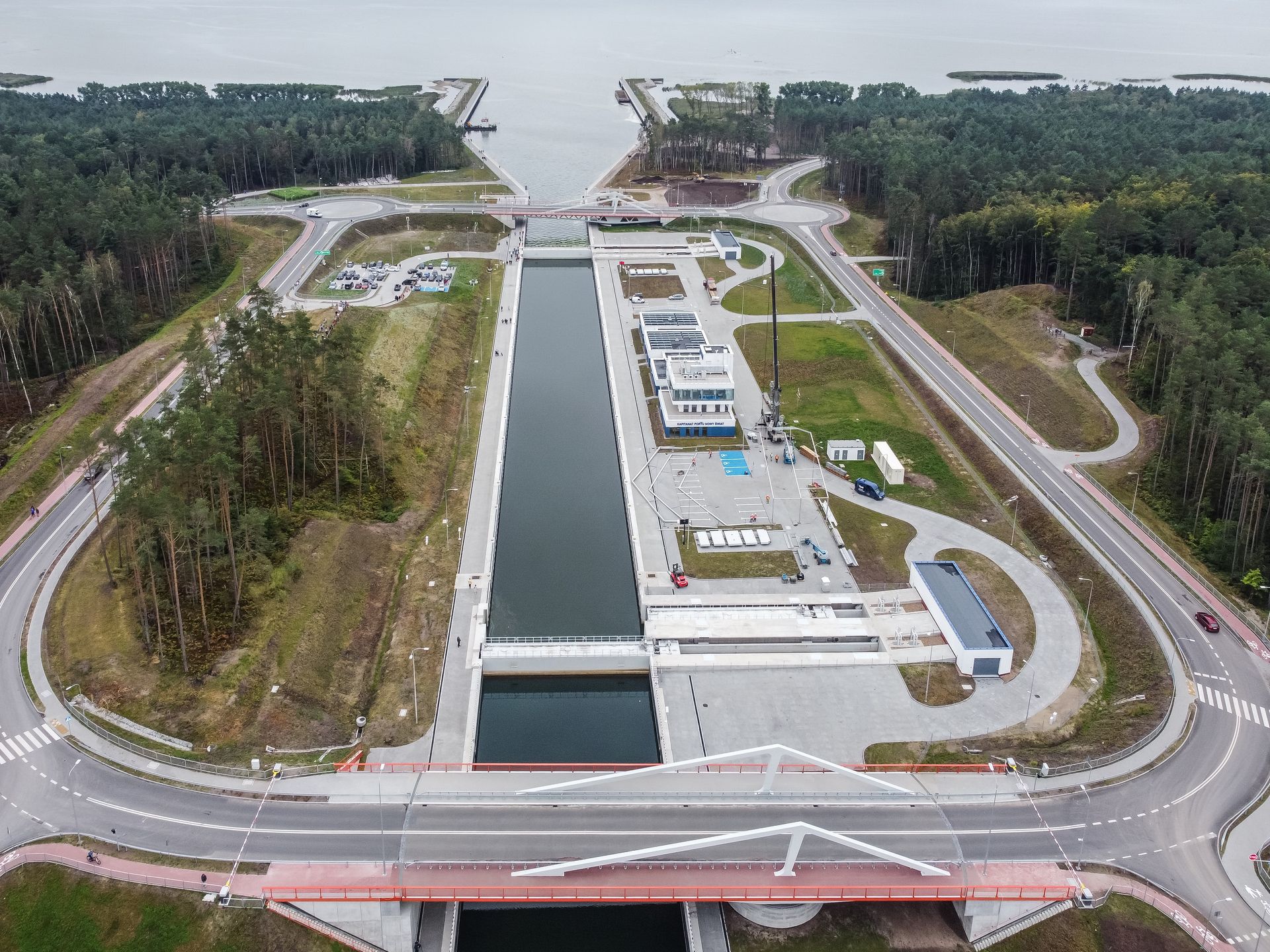 Panorama kanału powstałego po przekopie Mierzei Wiślanej