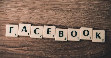 Facebook skopiował konkurencję, a później pozbył się jej? Tak twierdzi Phhhoto i pozywa Zuckerberga