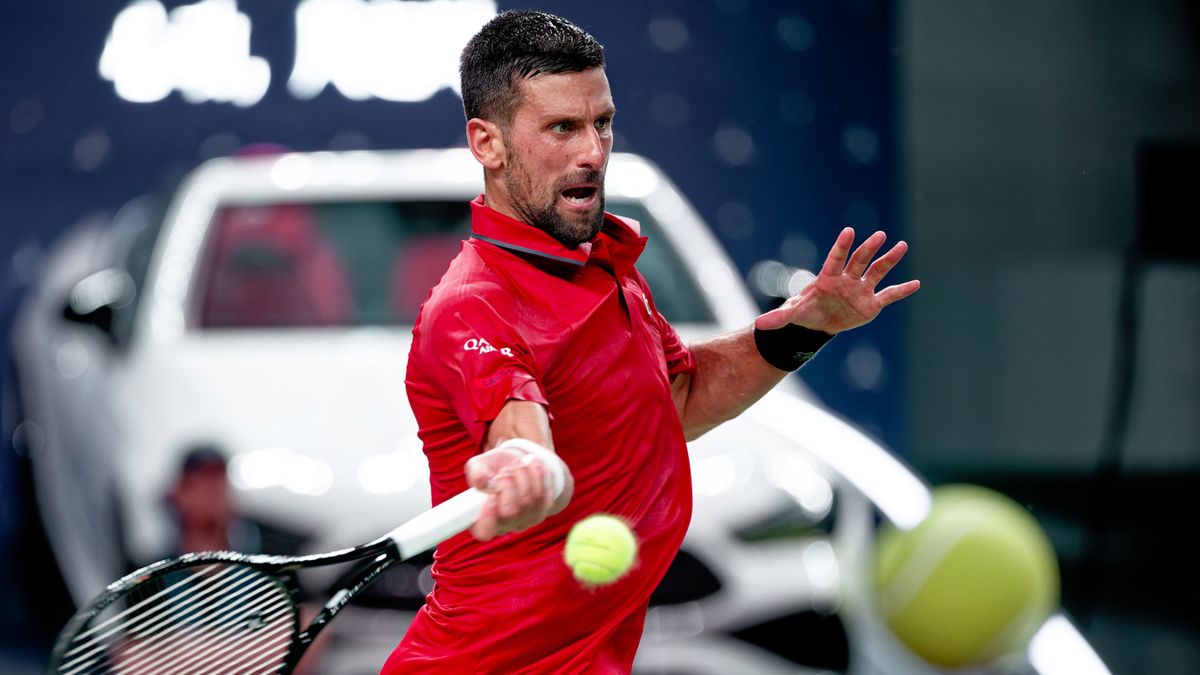 PAP/EPA / ALEX PLAVEVSKI / Na zdjęciu: Novak Djoković