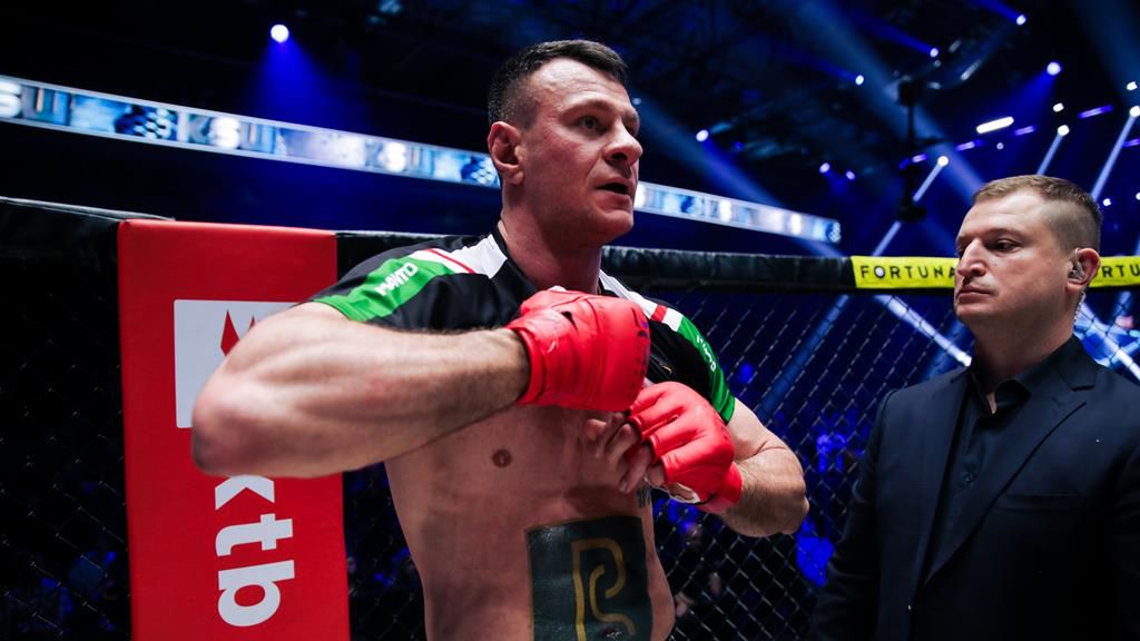 Waldemar Ossowski /  Na zdjęciu: Arkadiusz Wrzosek