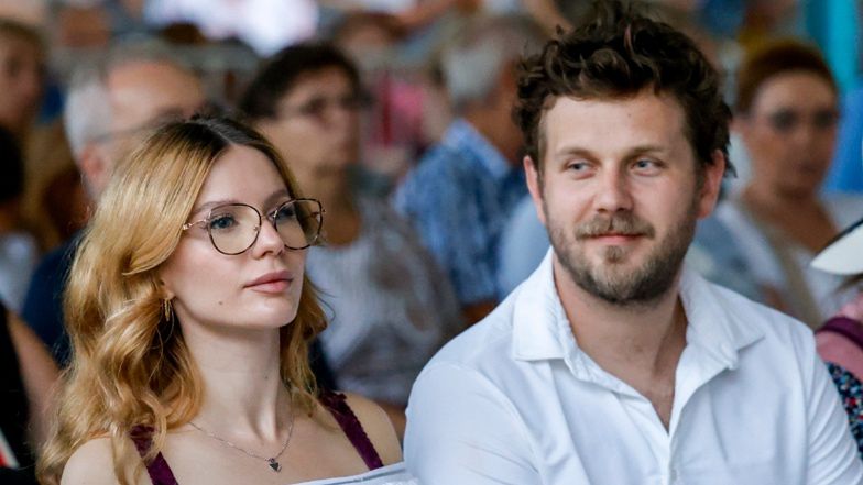 Antek Królikowski zabiera Izę i córkę z Warszawy