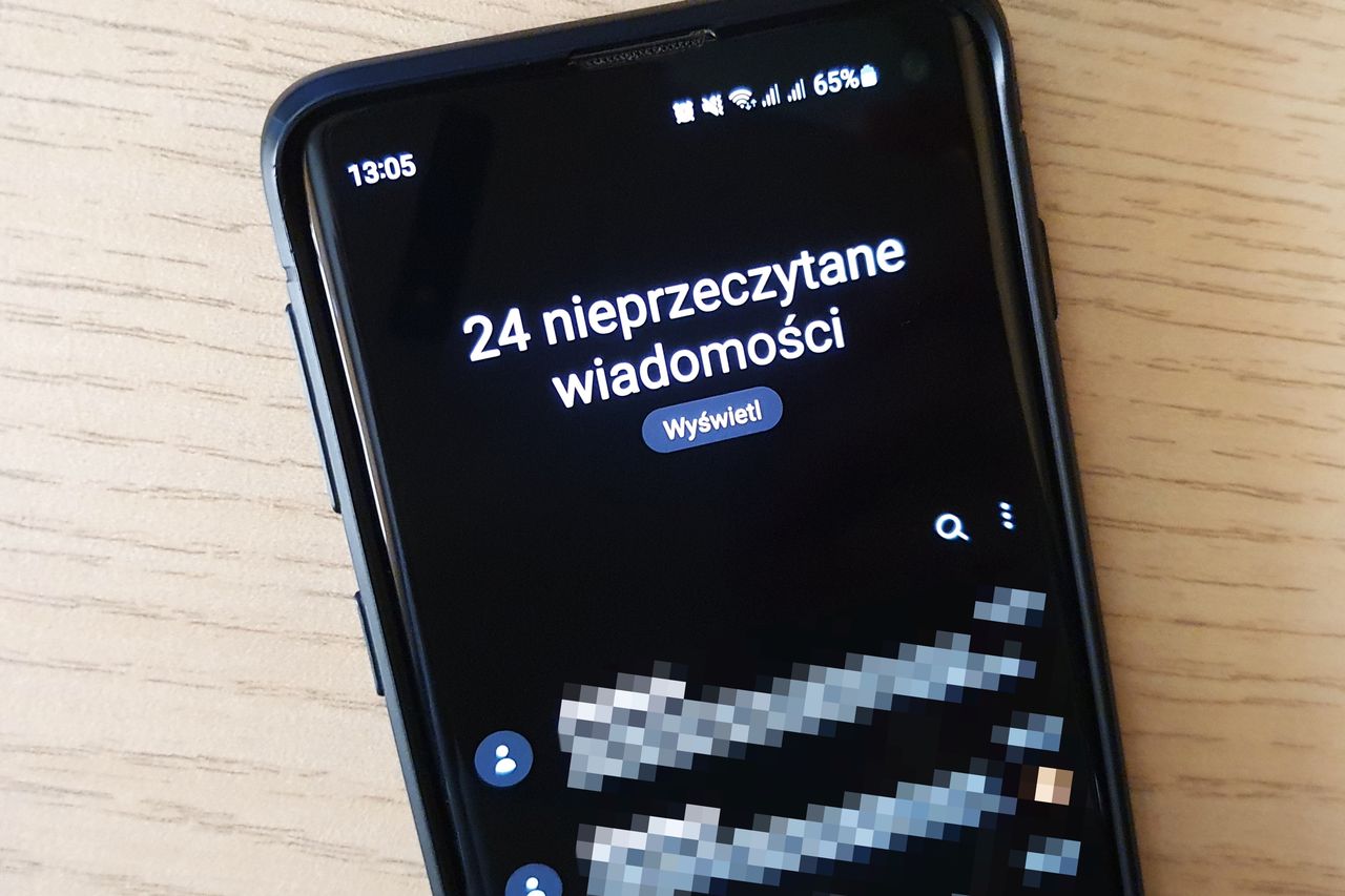 SMS z numeru 726071193. Nadawca liczy na szybką rekcję