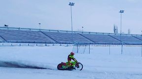 Żużel. Social Speedway 2.0: Vaclav Milik wyjechał na tor. Mimo zasp śnieżnych