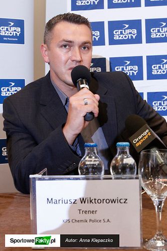 - Jesteśmy zespołem, nie żadnym dream teamem - stwierdza Mariusz Wiktorowicz