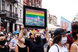 Wrocław. Festiwal Fotografii. Pasożyt, obrazy strajkujące i kilka refleksji w Złotym Kiosku