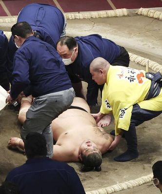 Świat sumo w żałobie. Tragiczny finał walki 28-latka