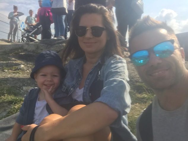 Sebastian Krasny z żoną i synem Igorem