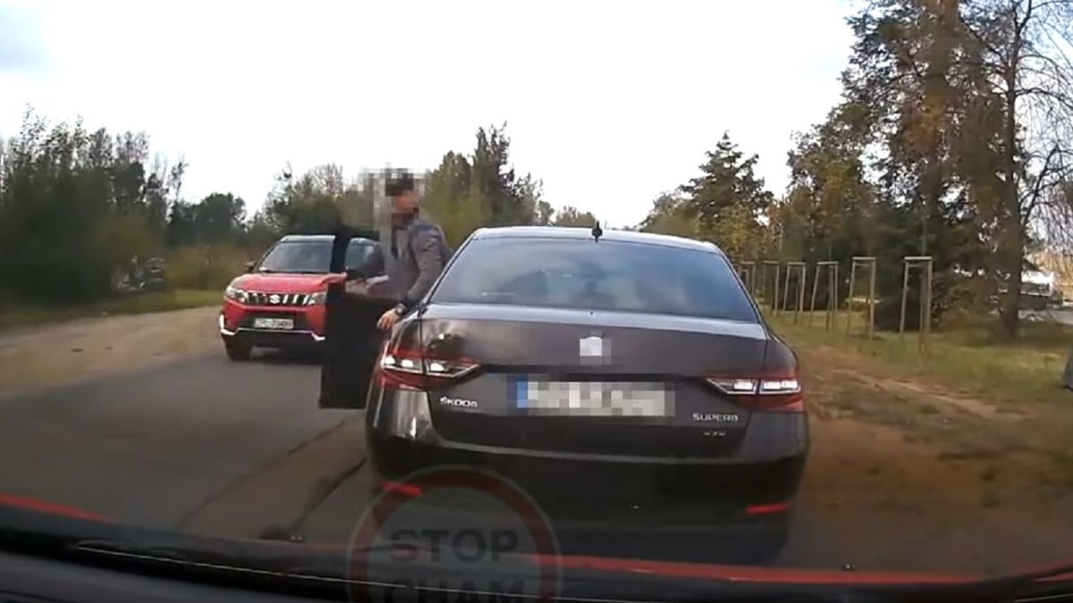 Agresywny kierowca Skody postanowił "dać nauczkę" kierującej