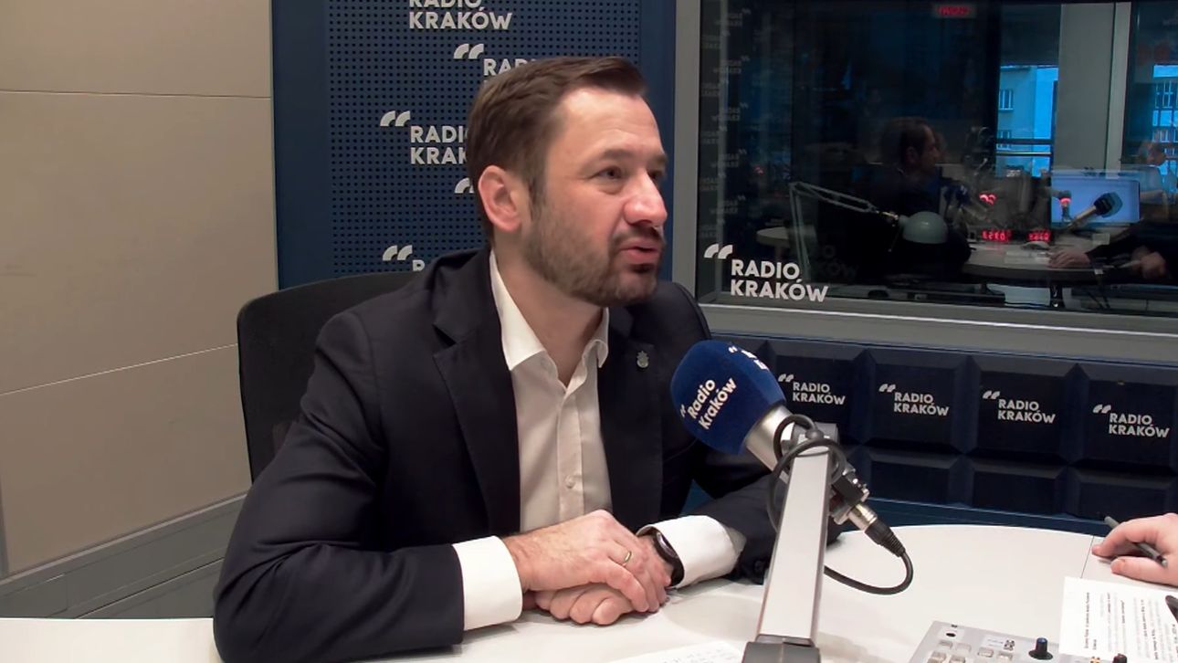 KRRiT uderza w TVP i Radio Kraków. Jest raport po referendum w Krakowie