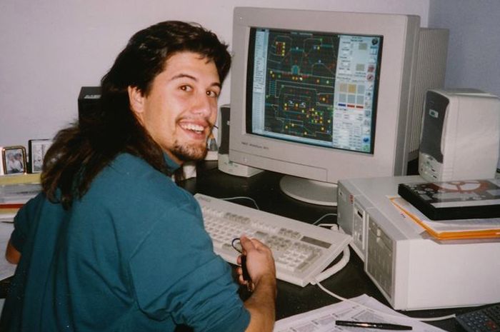 John Romero pracujący nad Doomem / fot. Facebook