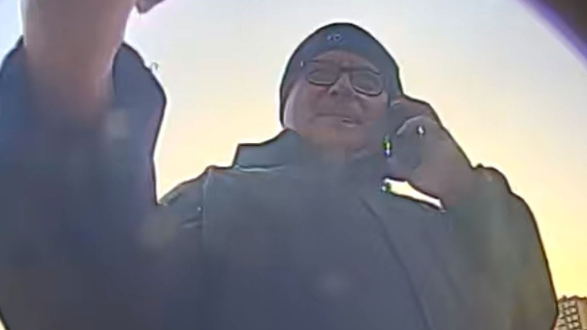 Mężczyzna ze zdjęcia jest poszukiwany przez policję