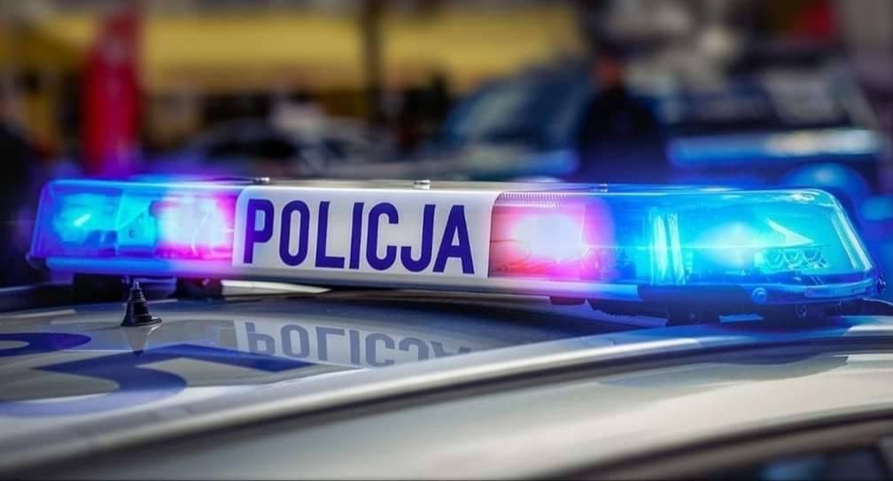 Pomorskie. Jeden samochód, dwóch pijanych "kierowców” i dwa dożywotnie zakazy jazdy