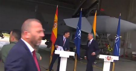 Rosjanie wywołali alarm. Politycy musieli przerwać konferencję