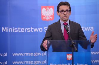 LOT nad przepaścią. Minister ma plan ratunkowy