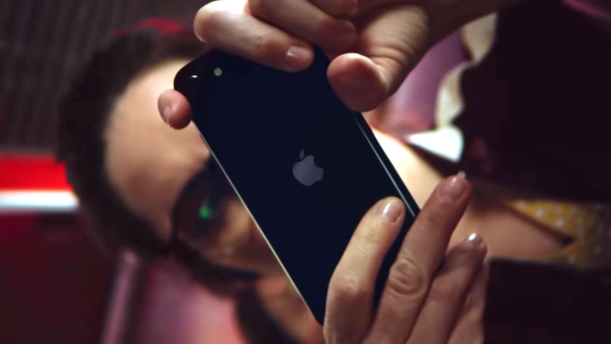 Nowy iPhone SE? Wszystkiego się po Apple'u spodziewałem, ale jedna rzecz to przegięcie 1