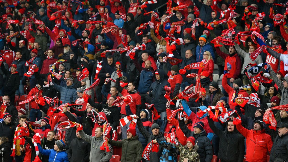 WP SportoweFakty / Paweł Piotrowski / Na zdjęciu: kibice Widzewa Łódź