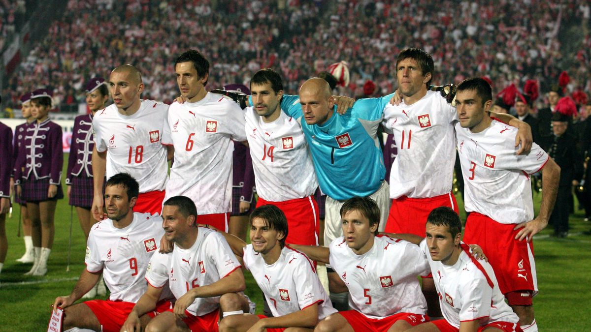 PAP / Adam Hawałej / Na zdjęciu: Chorzów 2006. Reprezentacja Polski sensacyjnie pokonała Portugalię 2:1 i rozpoczęła marsz na mistrzostwa Europy