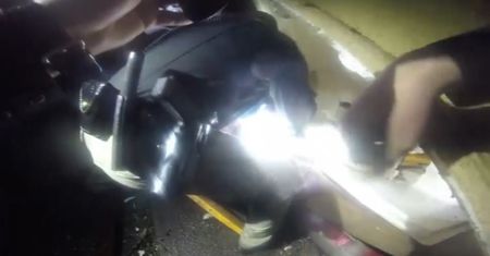 Odnaleźli ocalałe dzieci w ruinach. Dramatyczne nagranie z akcji ratunkowej po tornado w USA
