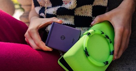 Motorola razr 40 w promocji. Składany smartfon taniej do 7 września