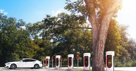 Elon Musk: silniki spalinowe osiągnęły maksimum swoich możliwości