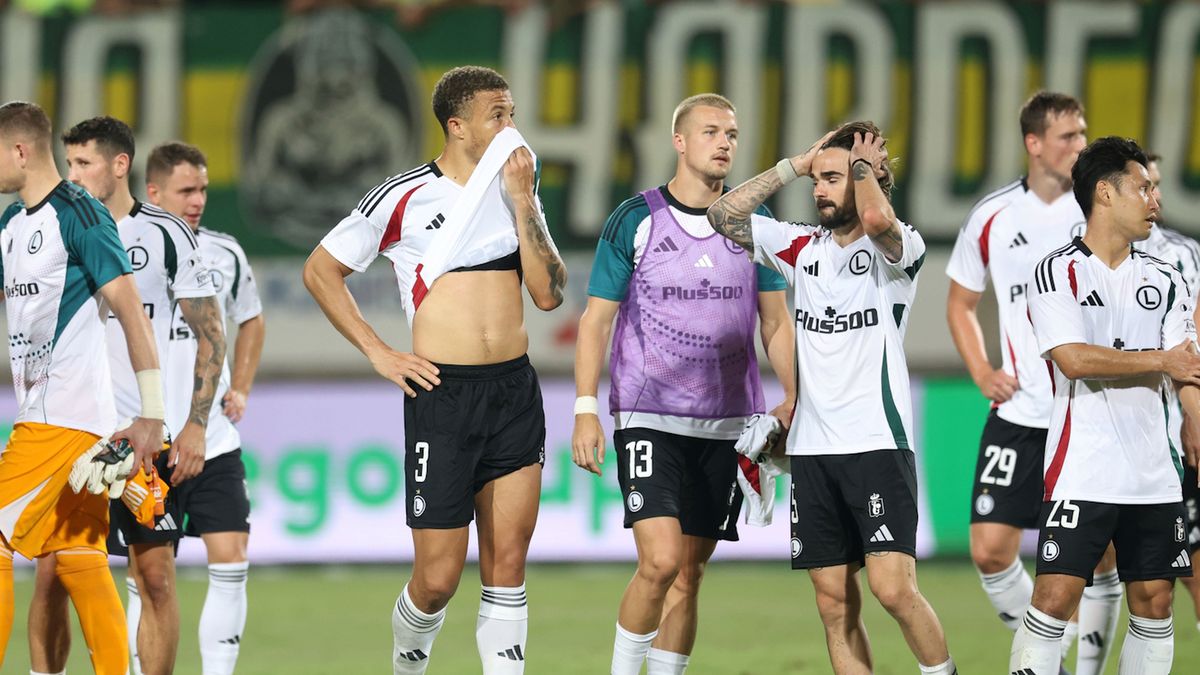 Newspix / PIOTR KUCZA/FOTOPYK / Na zdjęciu: piłkarze Legii Warszawa