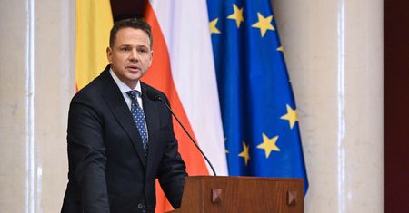 Wotum zaufania dla Trzaskowskiego. Rada Warszawy zdecydowała