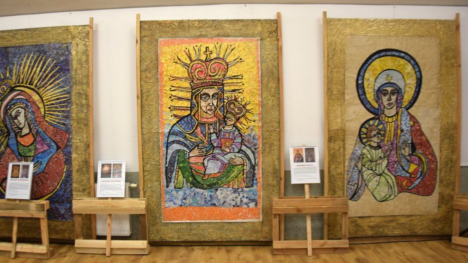 Madonny Kresowe w mozaice recyklingowej (Mat. prasowy)