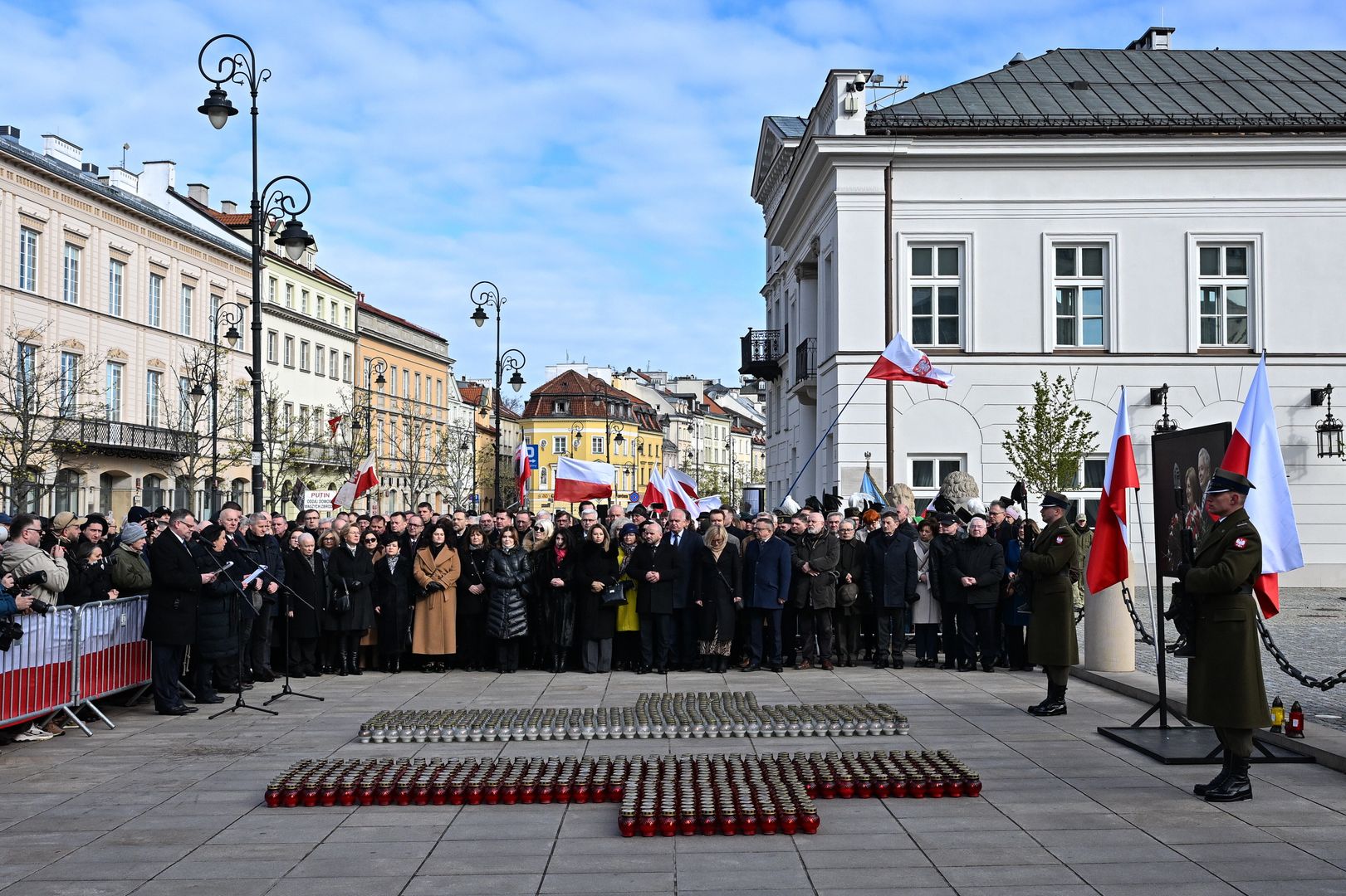 Prokuratura zapowiada wnioski o areszt. Dotyczą rosyjskich medyków