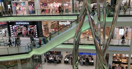 Galerie czeka szturm klientów. Blisko co drugi Polak odłożył zakupy do czasu ich otwarcia