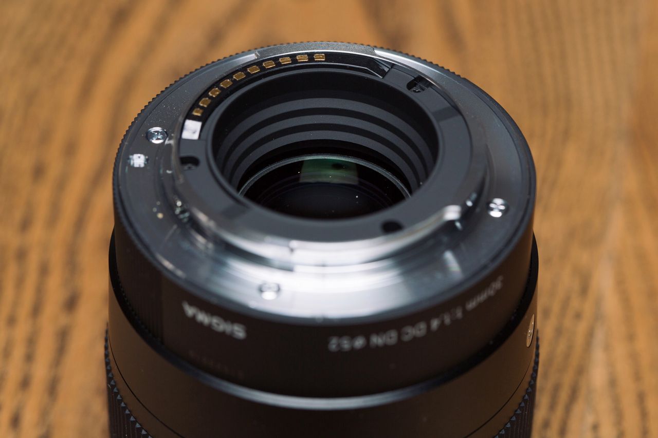 Sigma 30 mm f/1.4 DC DN