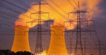 Polska ma wydzierżawić od Niemców elektrownie atomowe? Pomysł Lewicy na energetykę