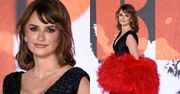 Wytworna Penélope Cruz błyszczy na ściance w pierzastym futerku (ZDJĘCIA)