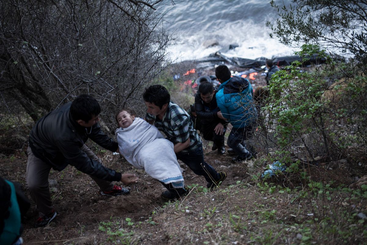 Recep Erdogan grozi wysłaniem do Europy milionów uchodźców. Blefuje?